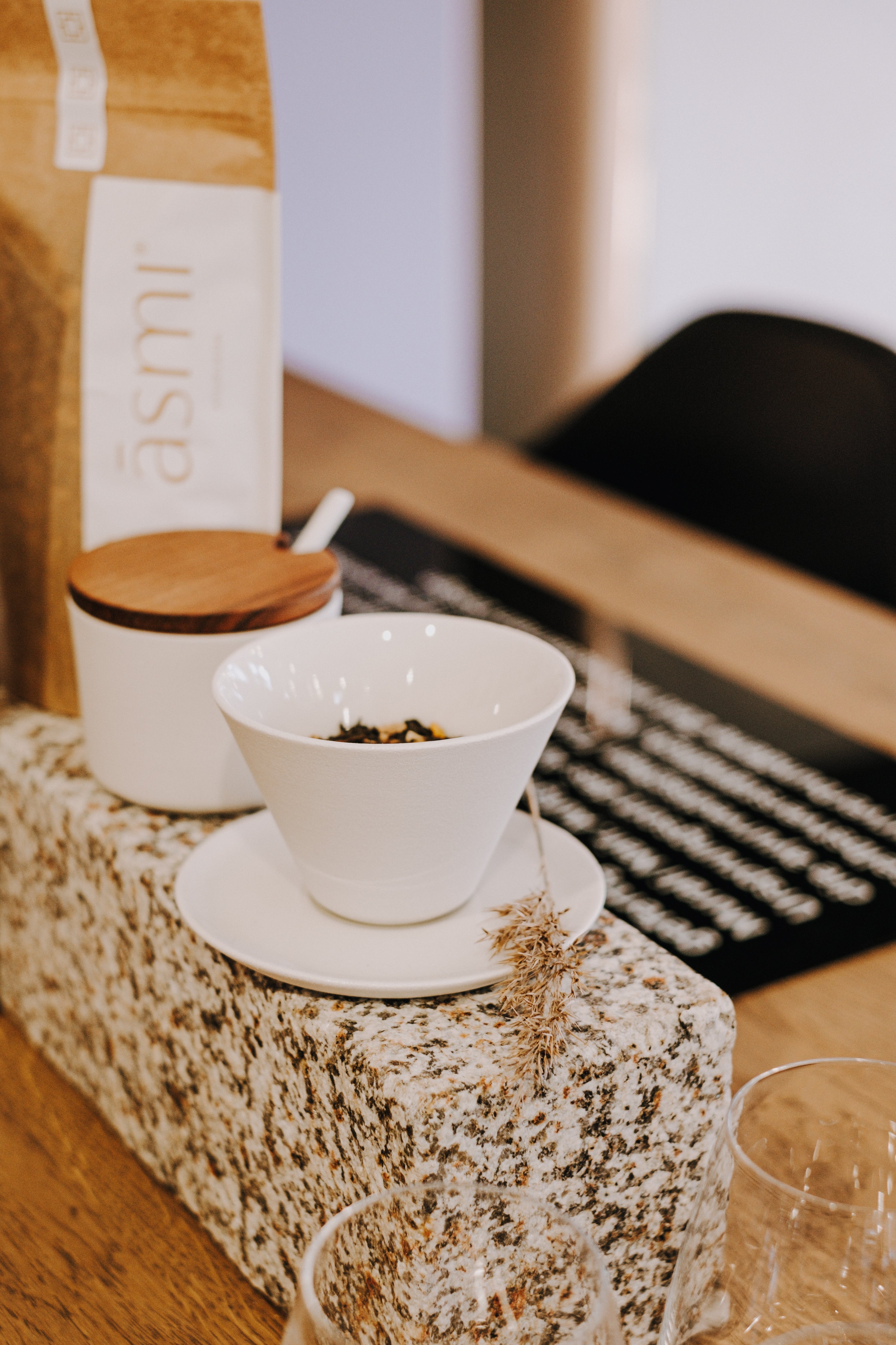 Tulā Teetasse mit Untertasse - Tulā Teacup and Saucer-4