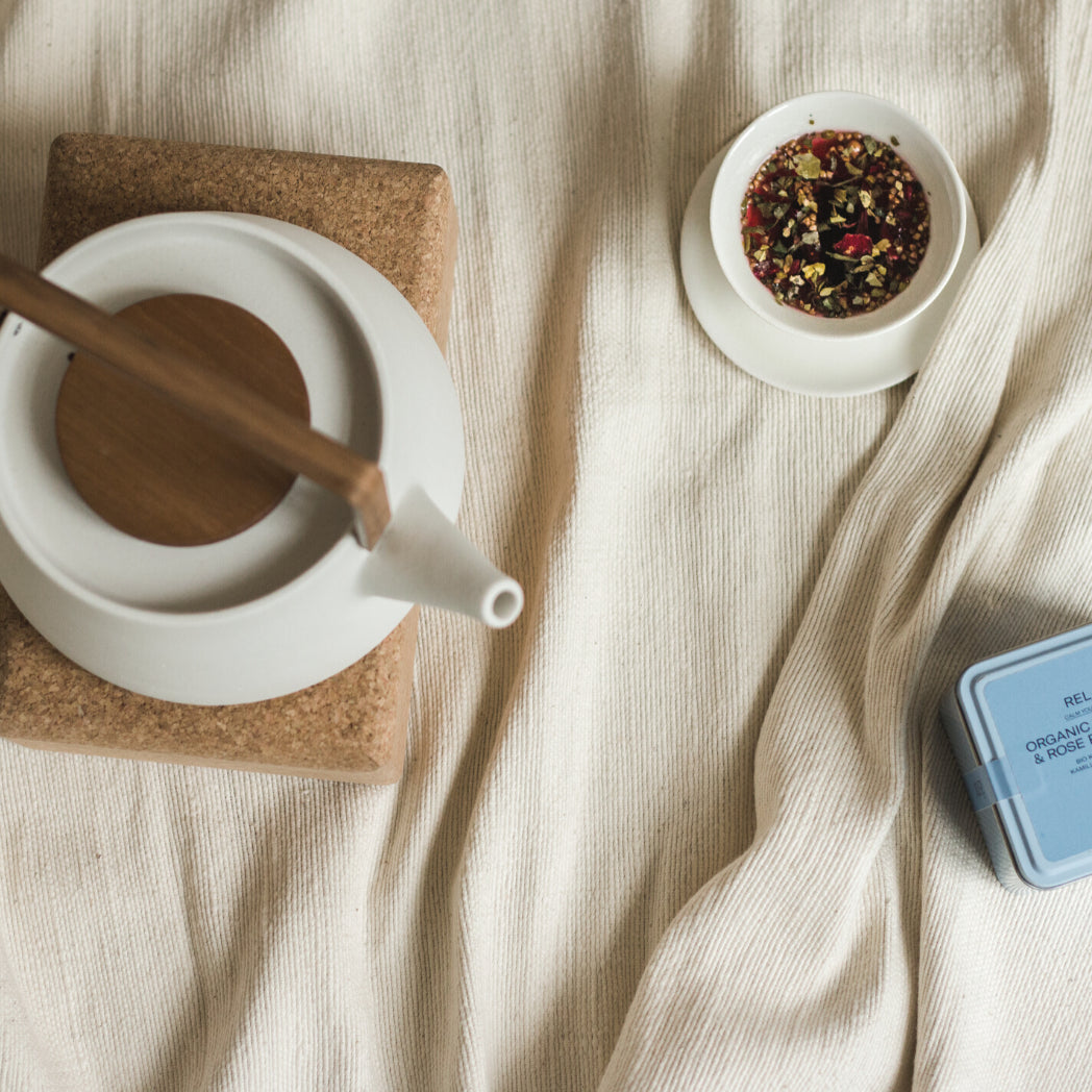 Tulā Teekanne mit 3 Tees - Tulā Teapot -3