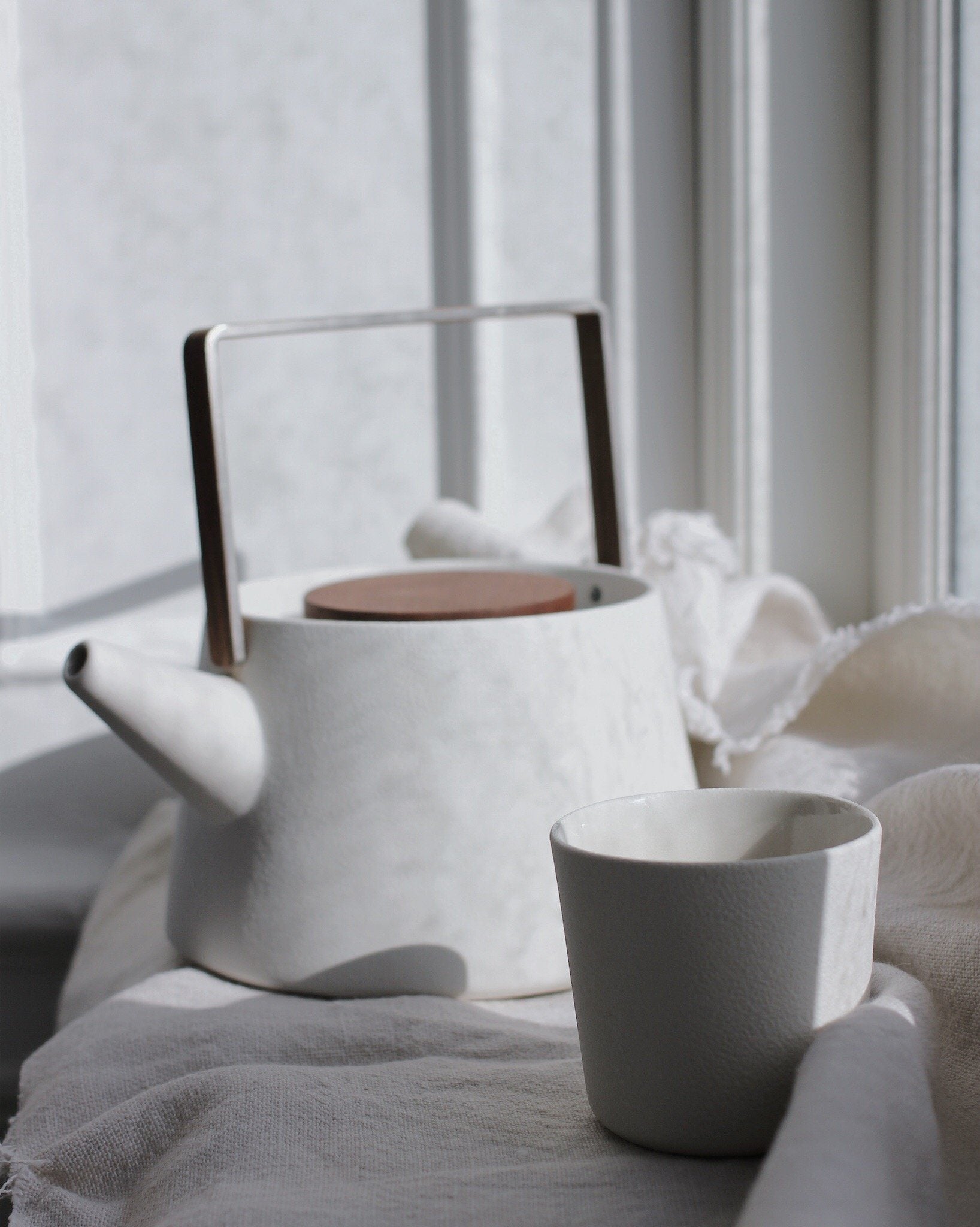 Tulā Teekanne mit 3 Tees - Tulā Teapot -1