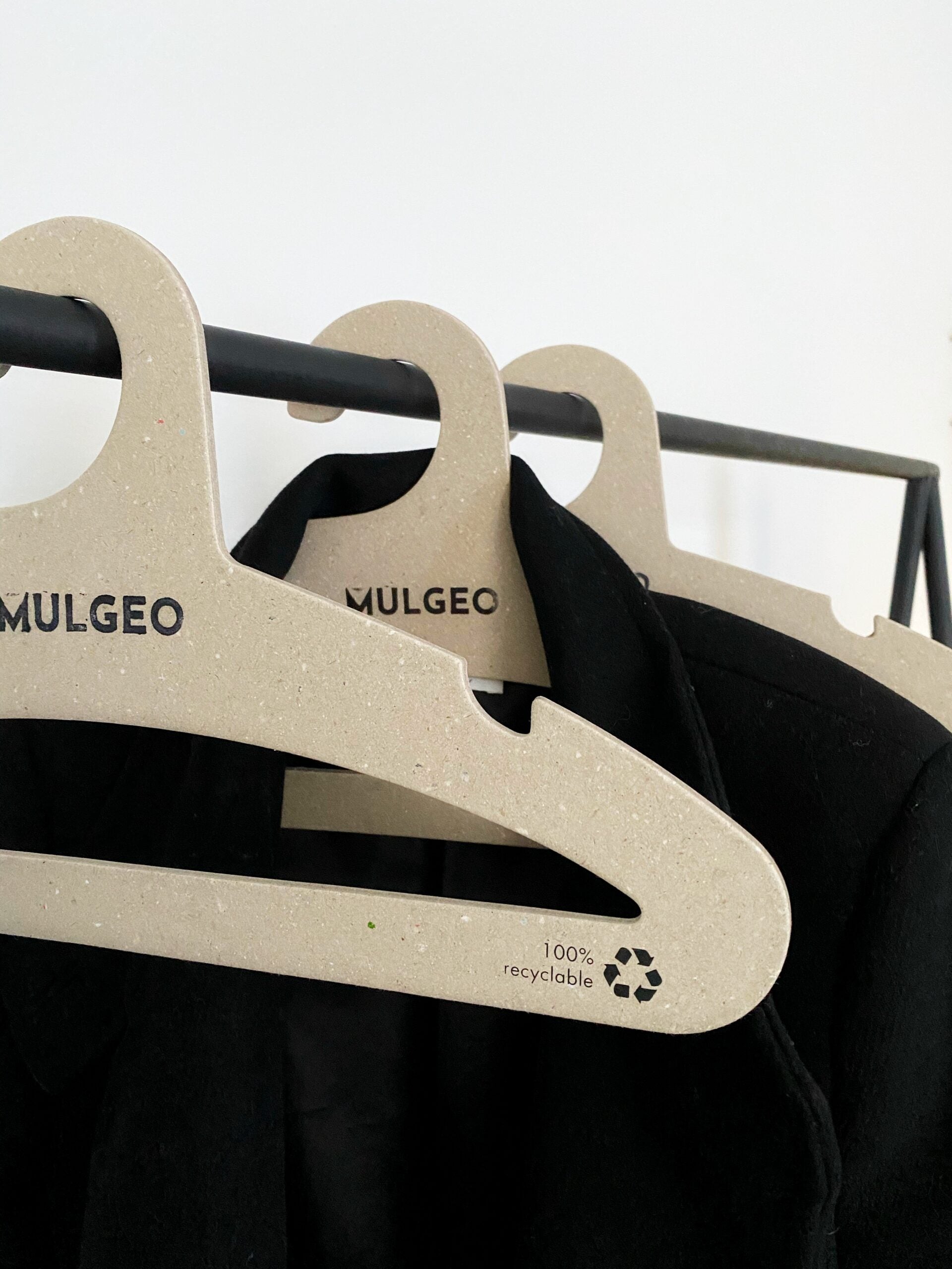 MULGEO Kleiderbügel - Hangers-1