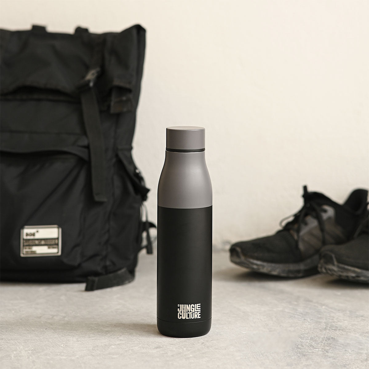 Reusable Stainless Steel Water Bottle (Matt Effect Black)-4