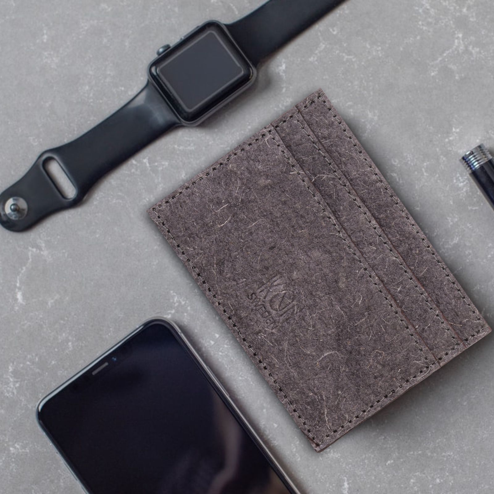 Kartenetui aus Kokosnussleder – Dunkelgrau-0