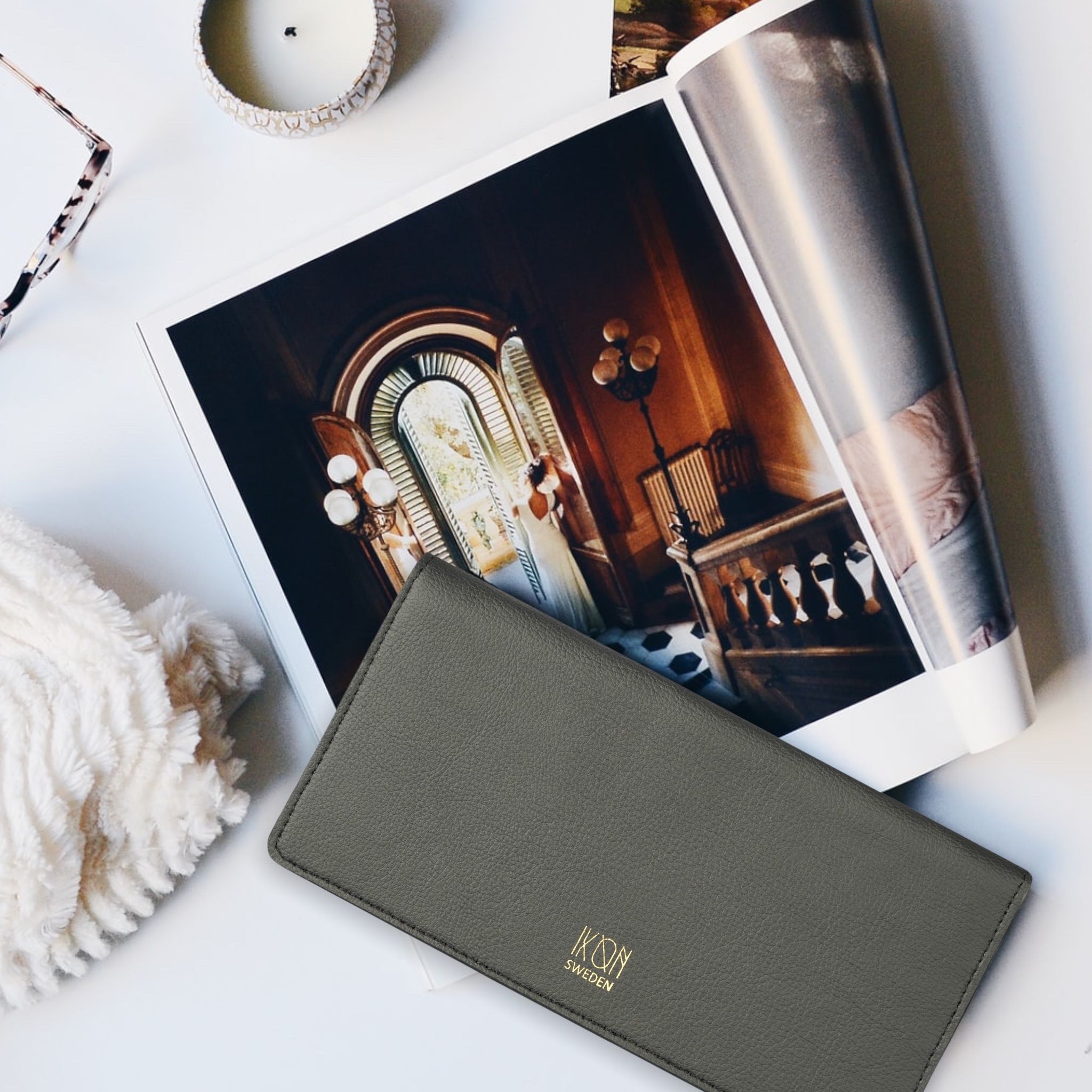 Schmales Portemonnaie aus Kaktusleder – Schwarz-1