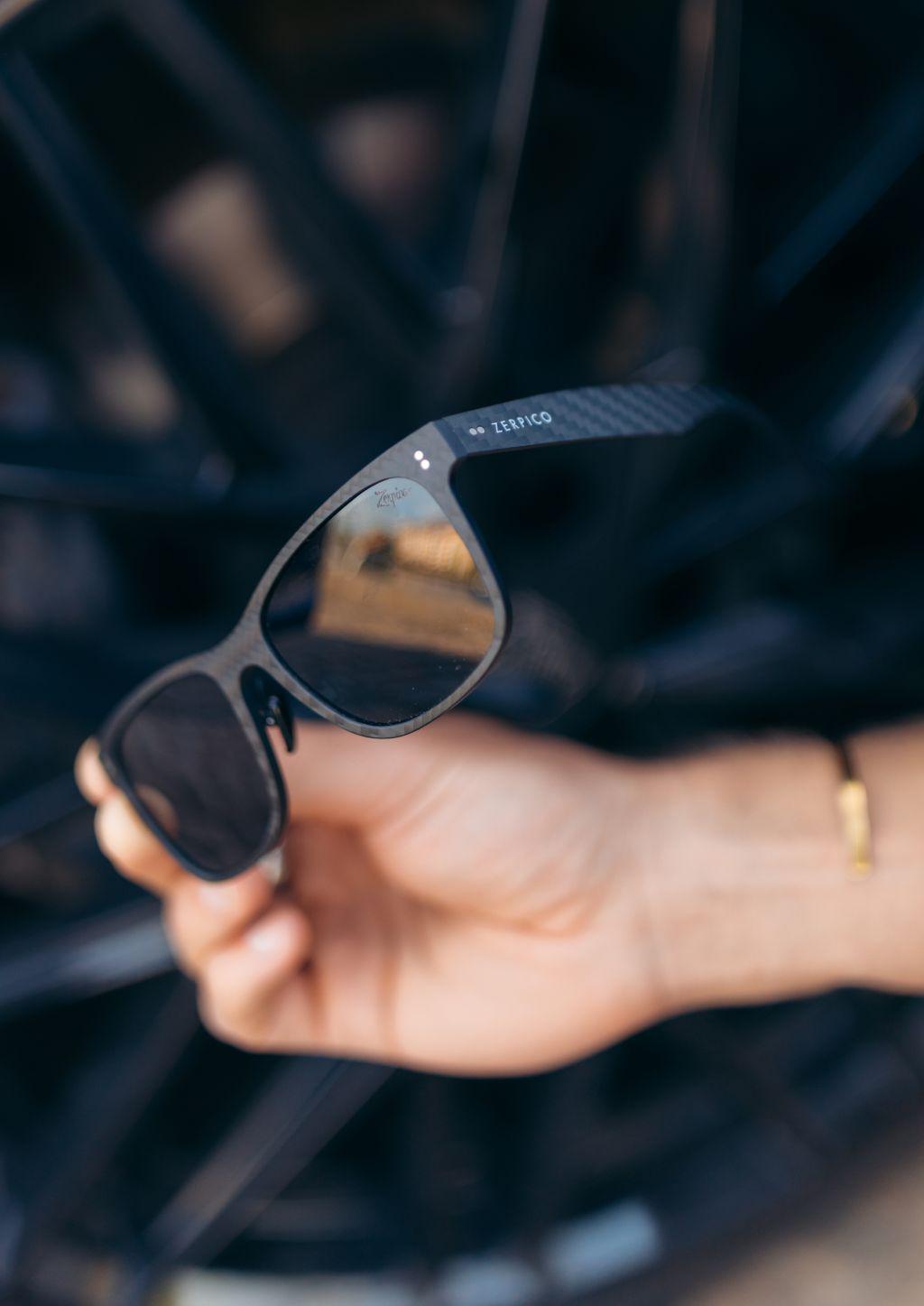 Fibrous V4 Wayfarer - Carbon Fiber Sunglasses-3