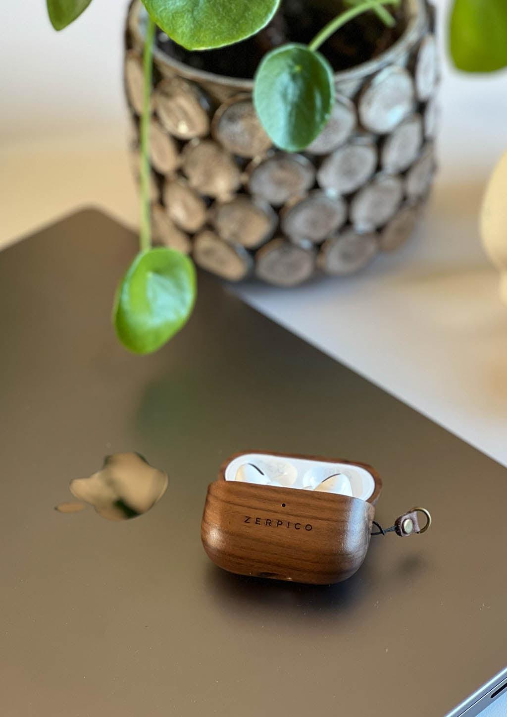 Wooden Airpods Case - Pro, 3rd and 2nd Gen-3