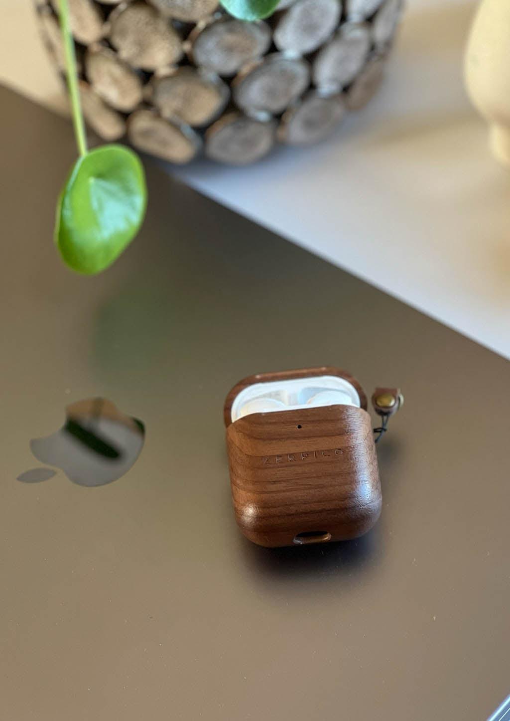 Wooden Airpods Case - Pro, 3rd and 2nd Gen-4