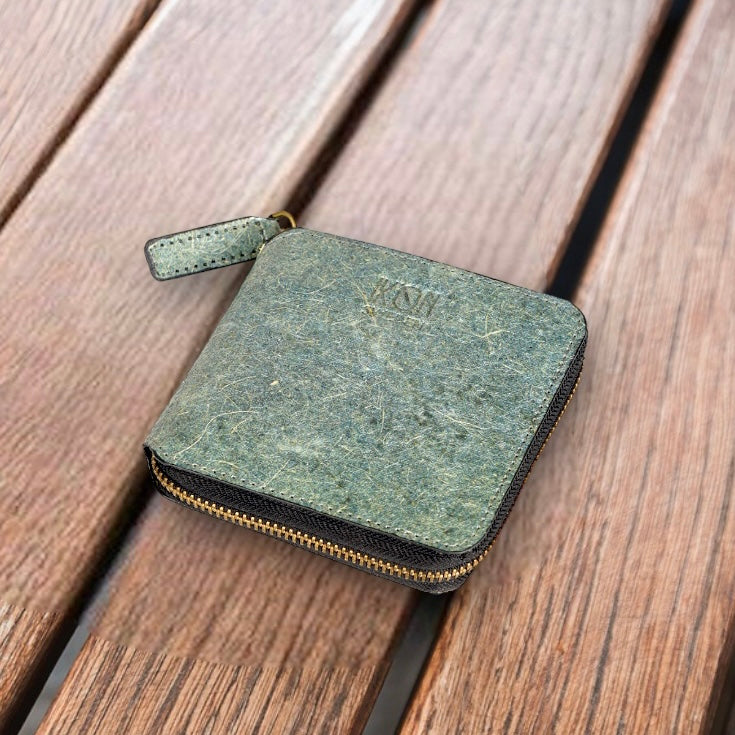 Kleine Geldbörse mit Reißverschluss aus Kokosnussleder – Ozeangrün-0