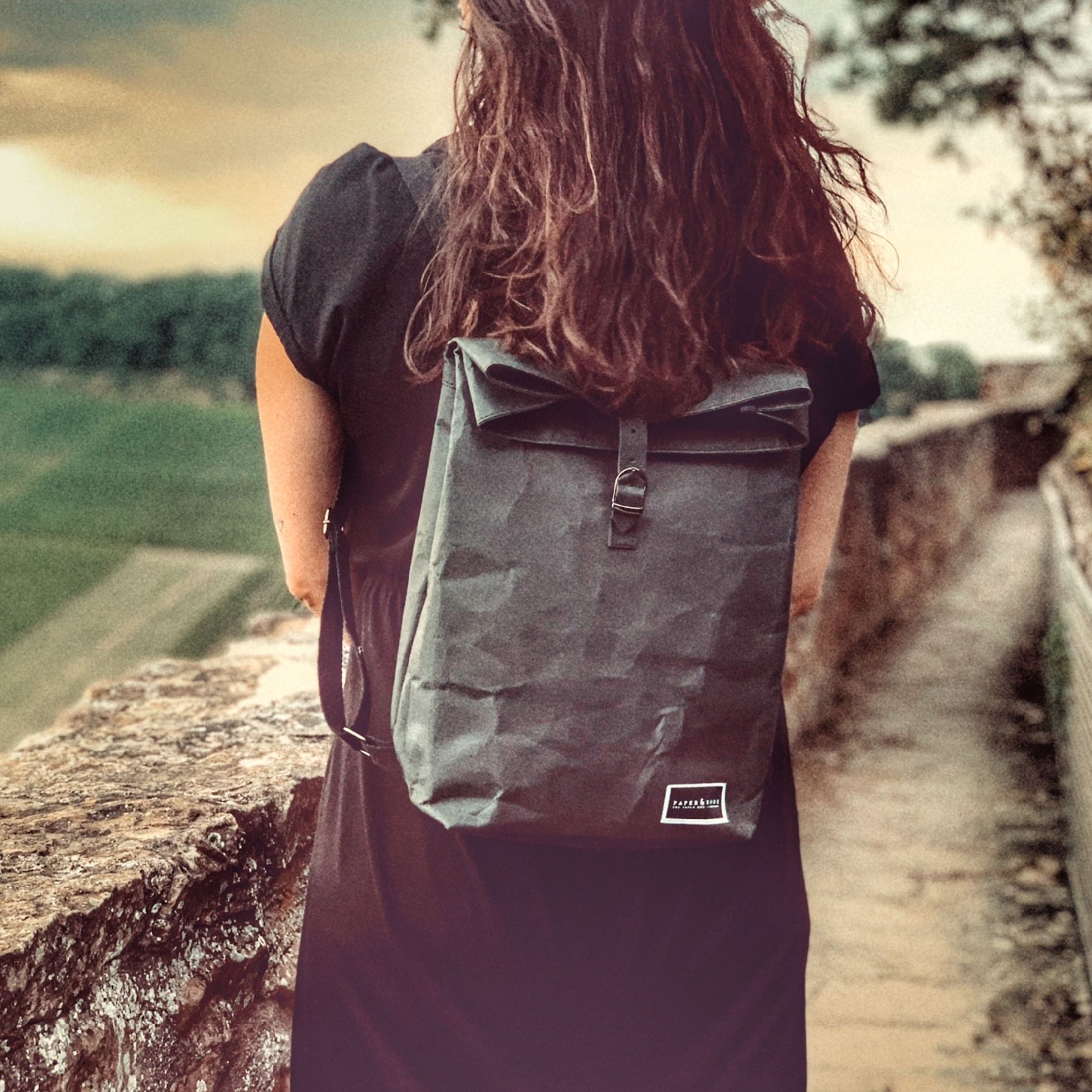 Oak Kraftpapier Rucksack | Black Edition-0