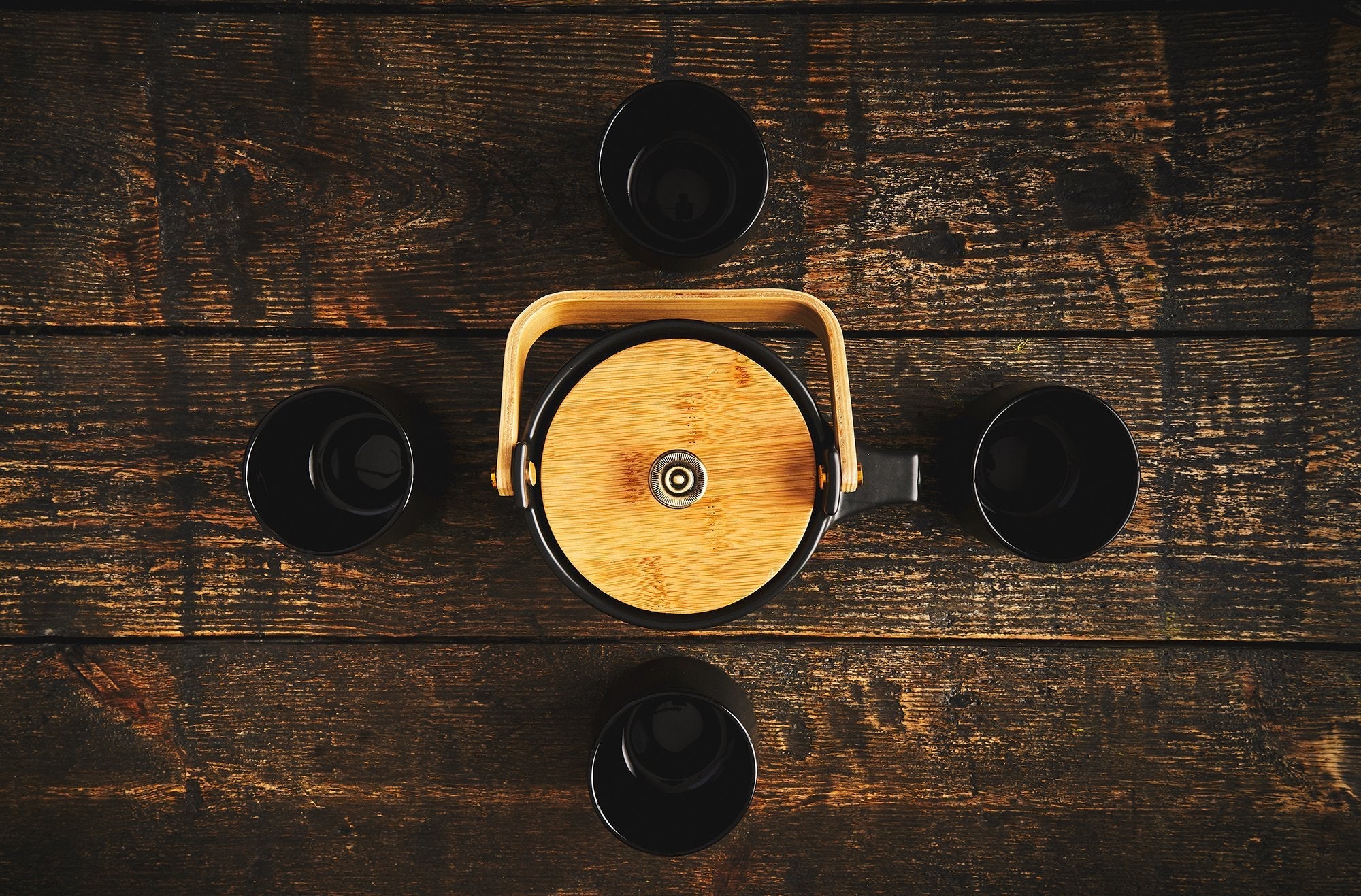 The Eichu Tee-Set aus schwarzer Keramik-3