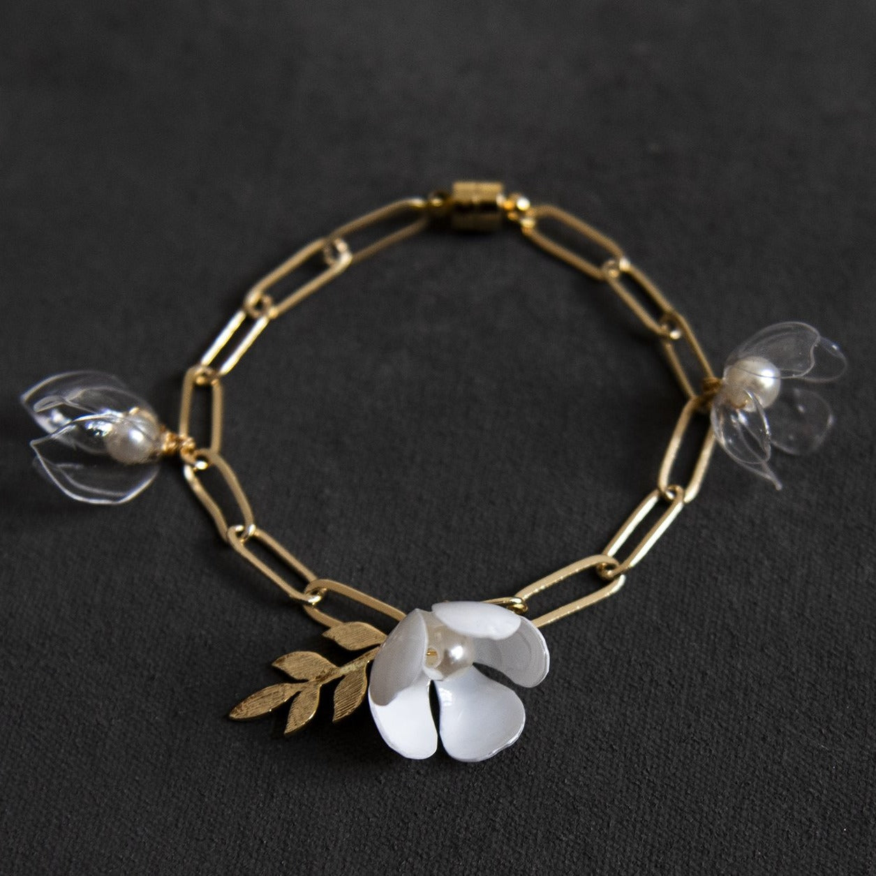 Armband - Upcycled Triple-flower Bracelet-0
