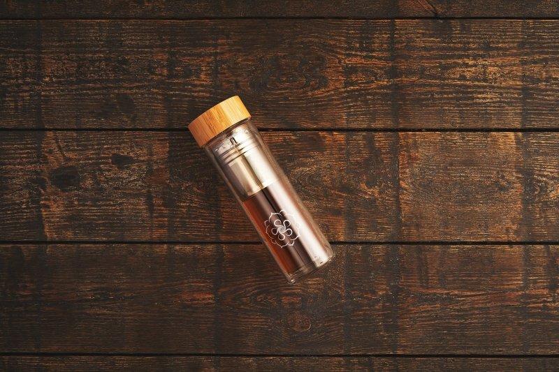 Voice Premium Kit - Tee Set mit Flasche & Strong Voice Tee & ein Überraschungs-Tee gratis!-2